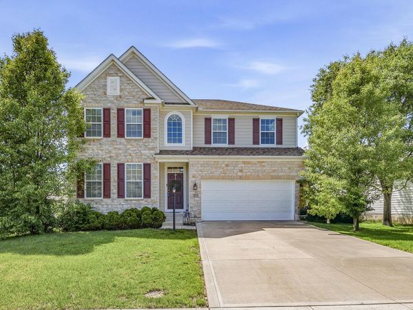 223 Antrim Street, Pickerington, OH 43147