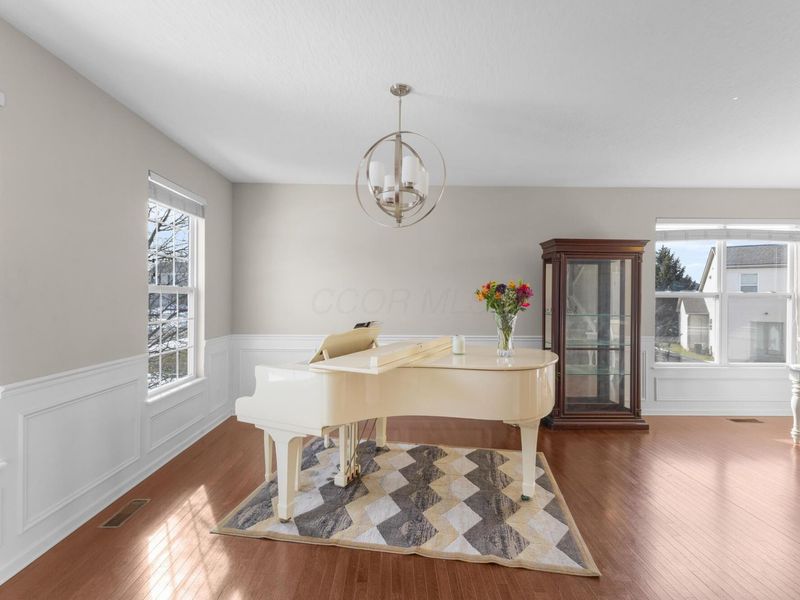 223 Antrim Street, Pickerington, OH 43147 Photo 6