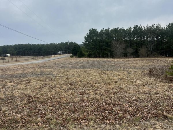 280 Stewart Road , Graysville, TN 37338