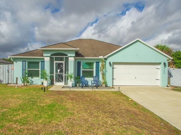 4660 SW Flintstone Drive, Port St. Lucie, FL 34953