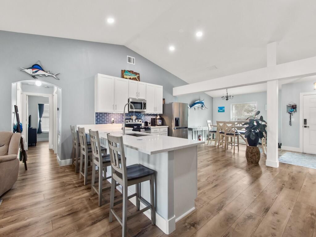 4660 SW Flintstone Drive, Port Saint Lucie, FL 34953 Photo