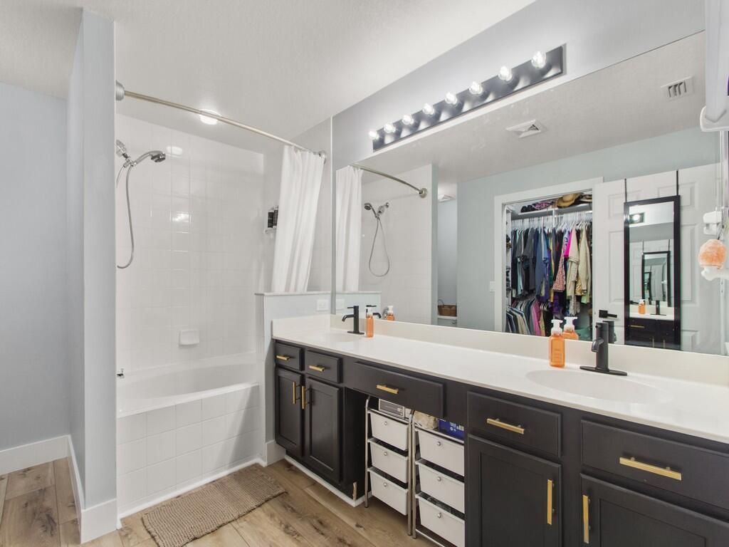 4660 SW Flintstone Drive, Port Saint Lucie, FL 34953 Photo