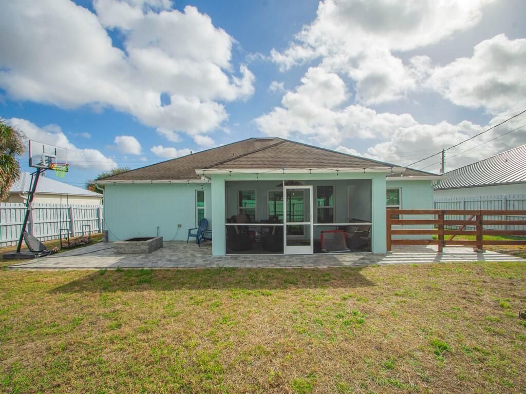 4660 SW Flintstone Drive, Port Saint Lucie, FL 34953 Photo