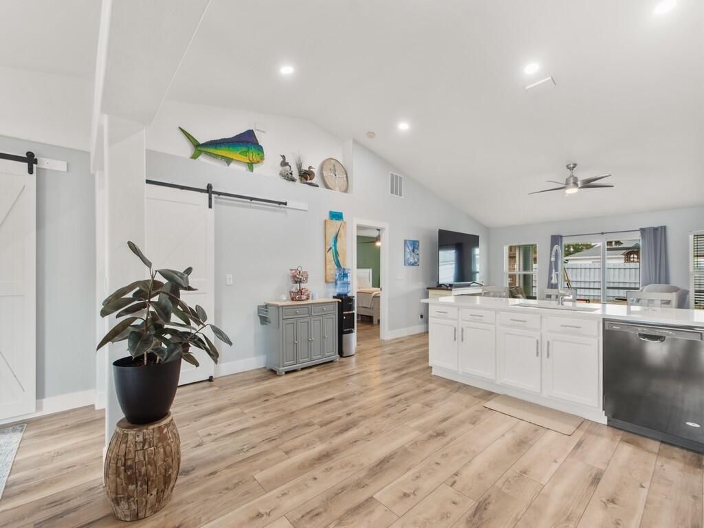 4660 SW Flintstone Drive, Port Saint Lucie, FL 34953 Photo