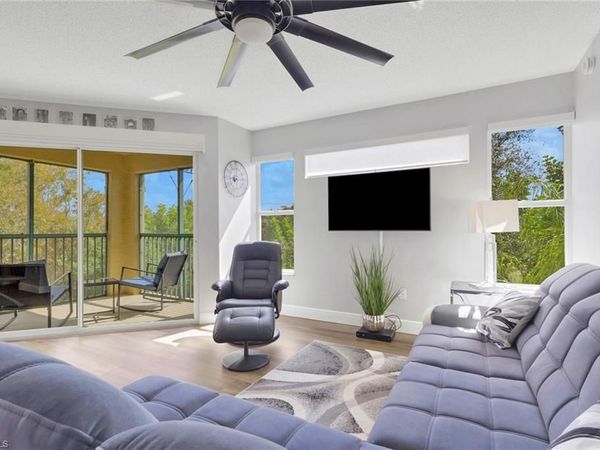 8851 Colonnades CT W, Unit 131, BONITA SPRINGS, FL 34135