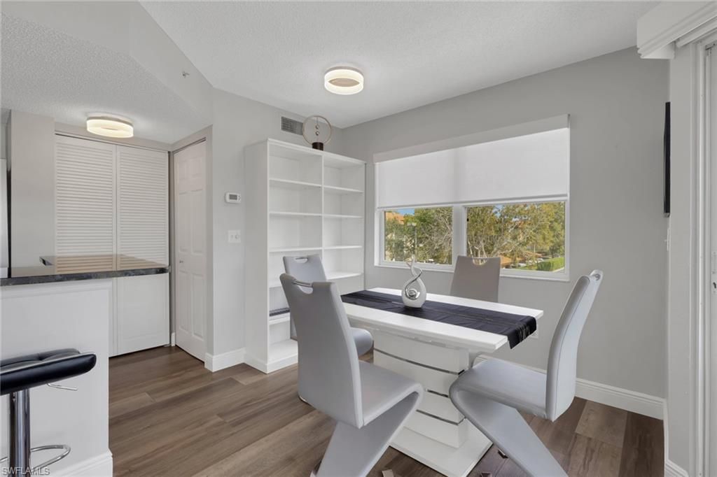 8851 Colonnades Ct W, Unit 131, Bonita Springs, FL 34135 Photo