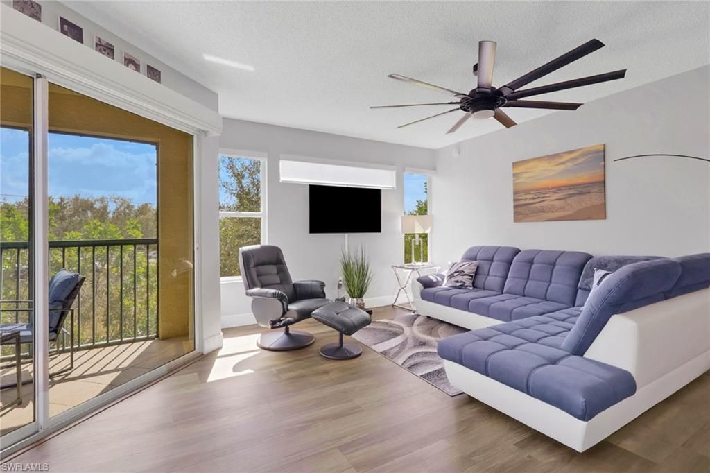 8851 Colonnades Ct W, Unit 131, Bonita Springs, FL 34135 Photo