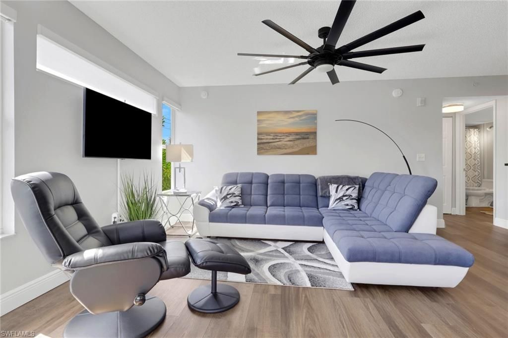 8851 Colonnades Ct W, Unit 131, Bonita Springs, FL 34135 Photo