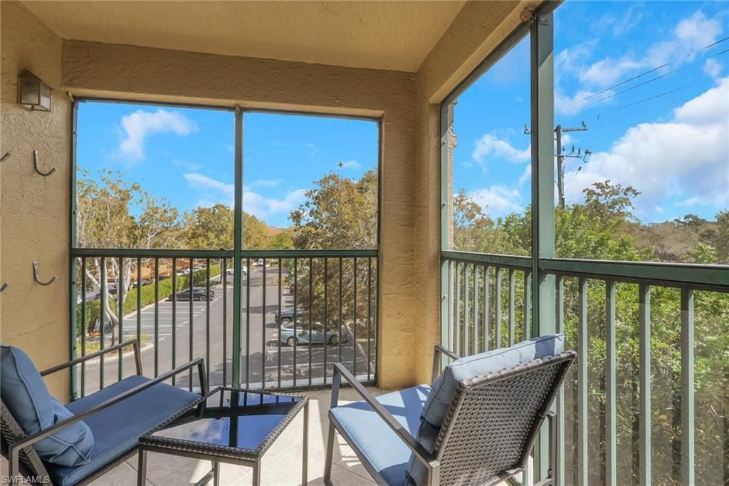 8851 Colonnades Ct W, Unit 131, Bonita Springs, FL 34135 Photo