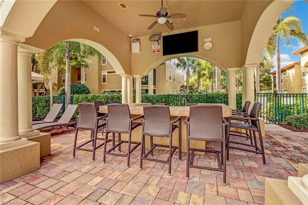 8851 Colonnades Ct W, Unit 131, Bonita Springs, FL 34135 Photo