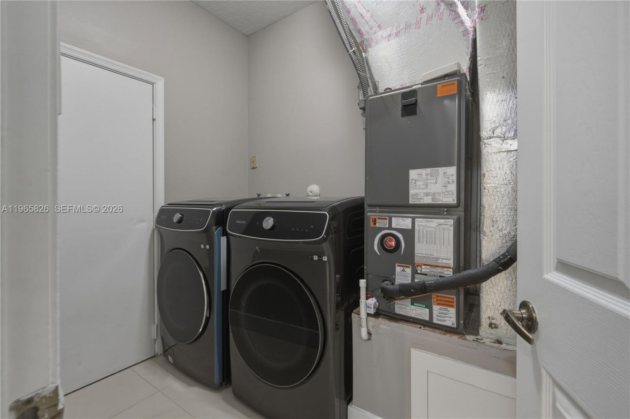 5285 NW 112th Ter, Coral Springs, FL 33076 Photo