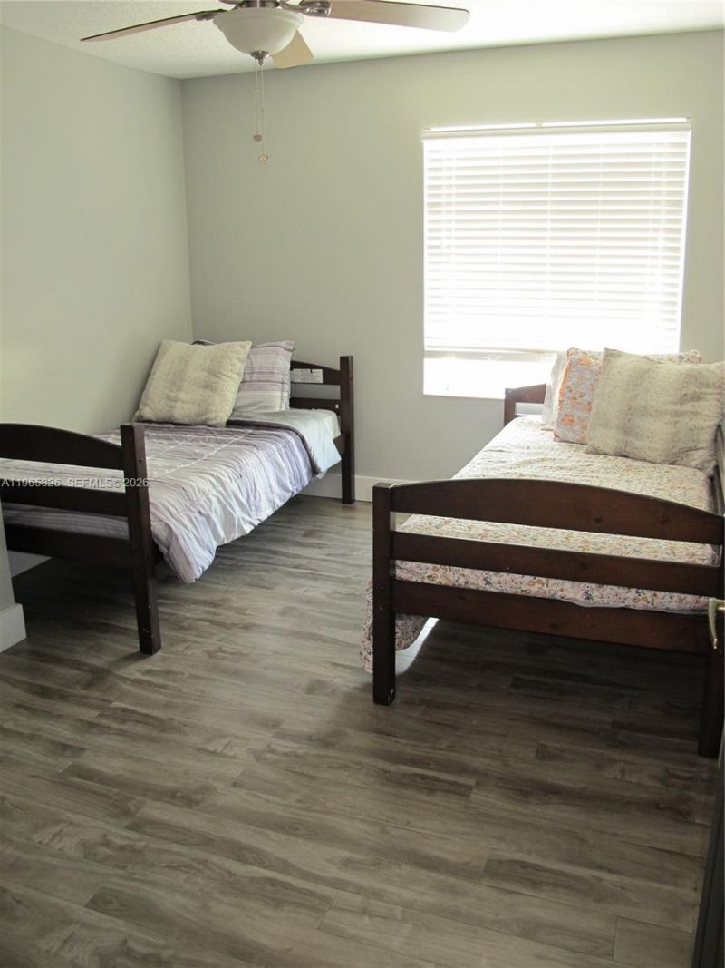 5285 NW 112th Ter, Coral Springs, FL 33076 Photo