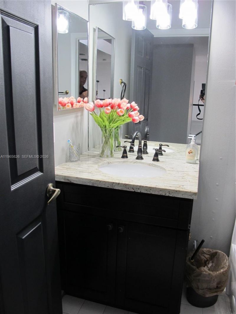 5285 NW 112th Ter, Coral Springs, FL 33076 Photo