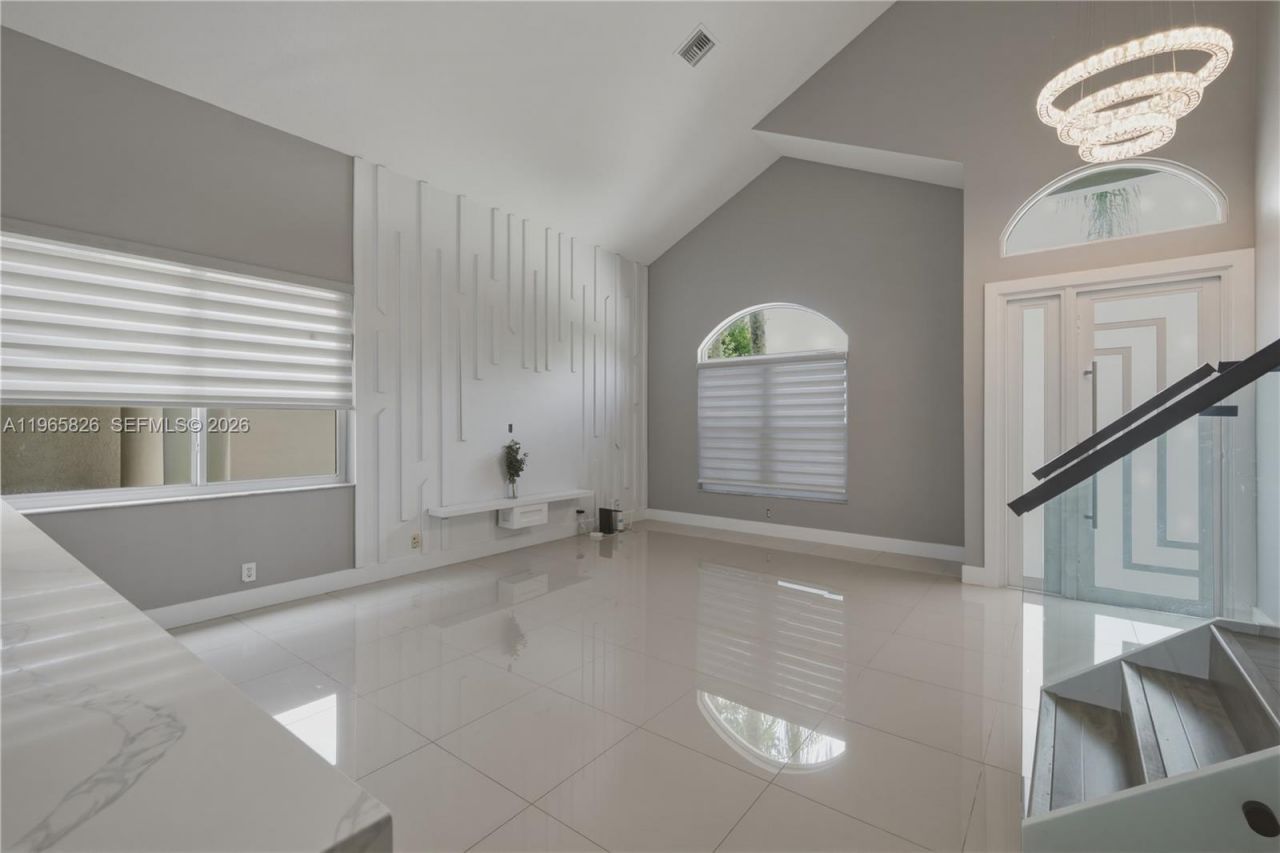5285 NW 112th Ter, Coral Springs, FL 33076 Photo