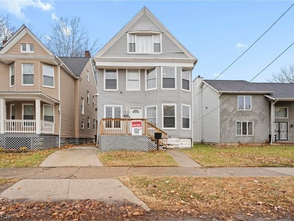 1842 Crawford Road, Cleveland, OH 44106