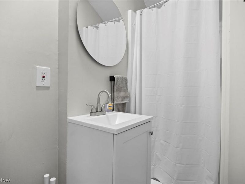 1842 Crawford Road, Cleveland, OH 44106 Photo 12