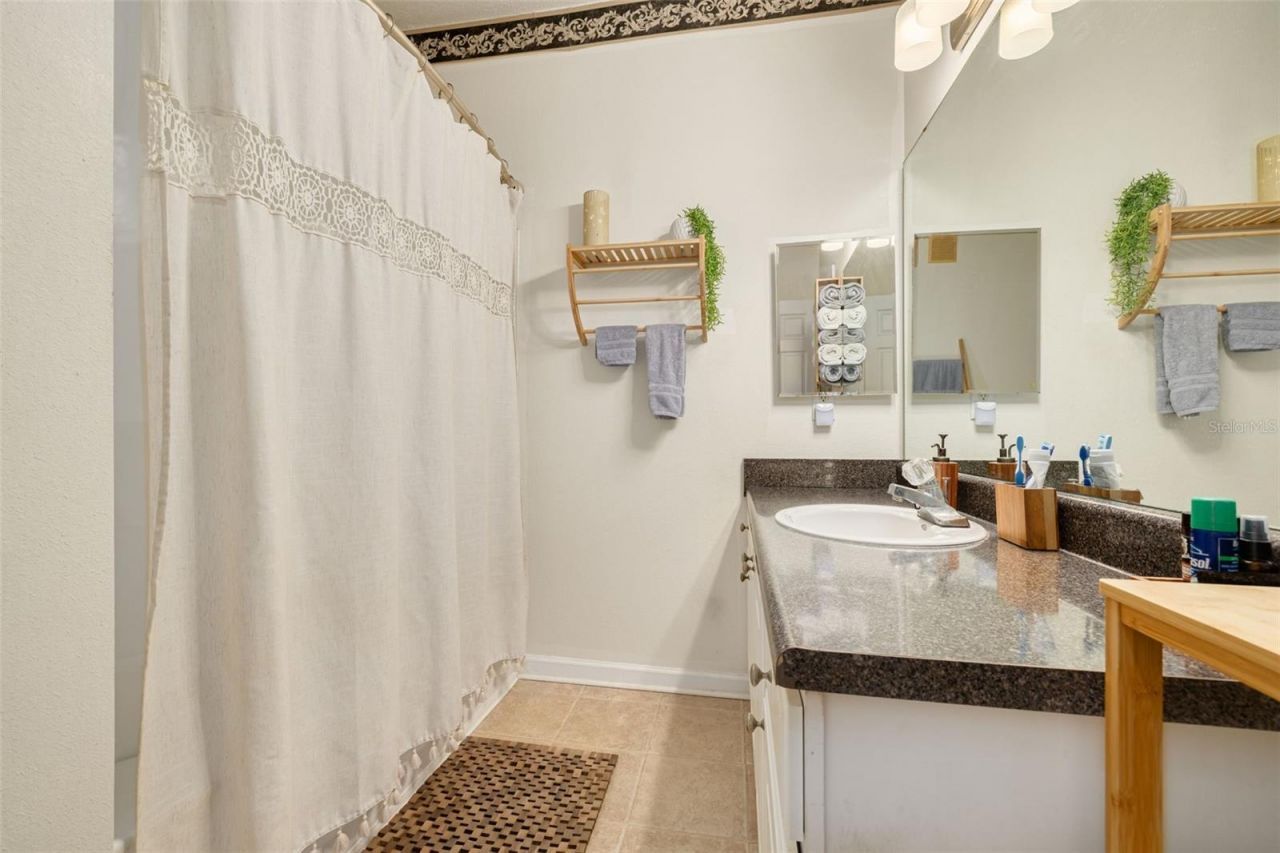 4802 W 51st Street, Unit 812, Bradenton, FL 34210 Photo