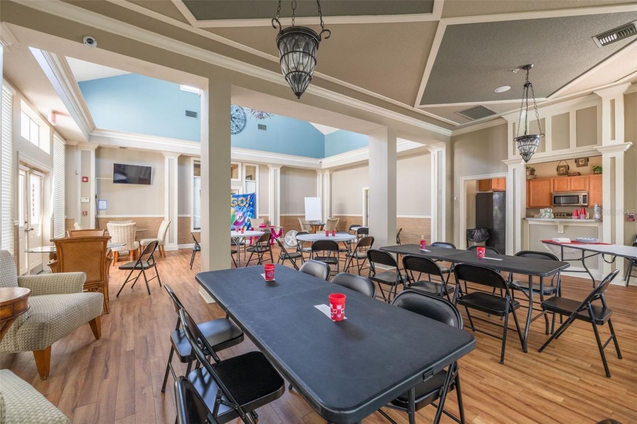 4802 W 51st Street, Unit 812, Bradenton, FL 34210 Photo