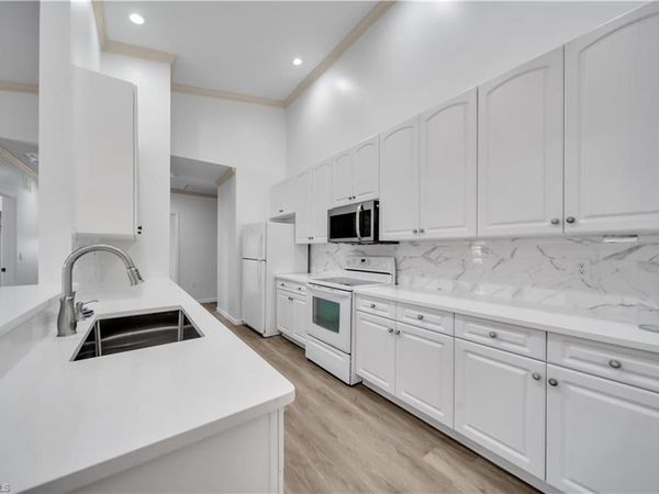 5370 Park RD, Unit 4, FORT MYERS, FL 33908