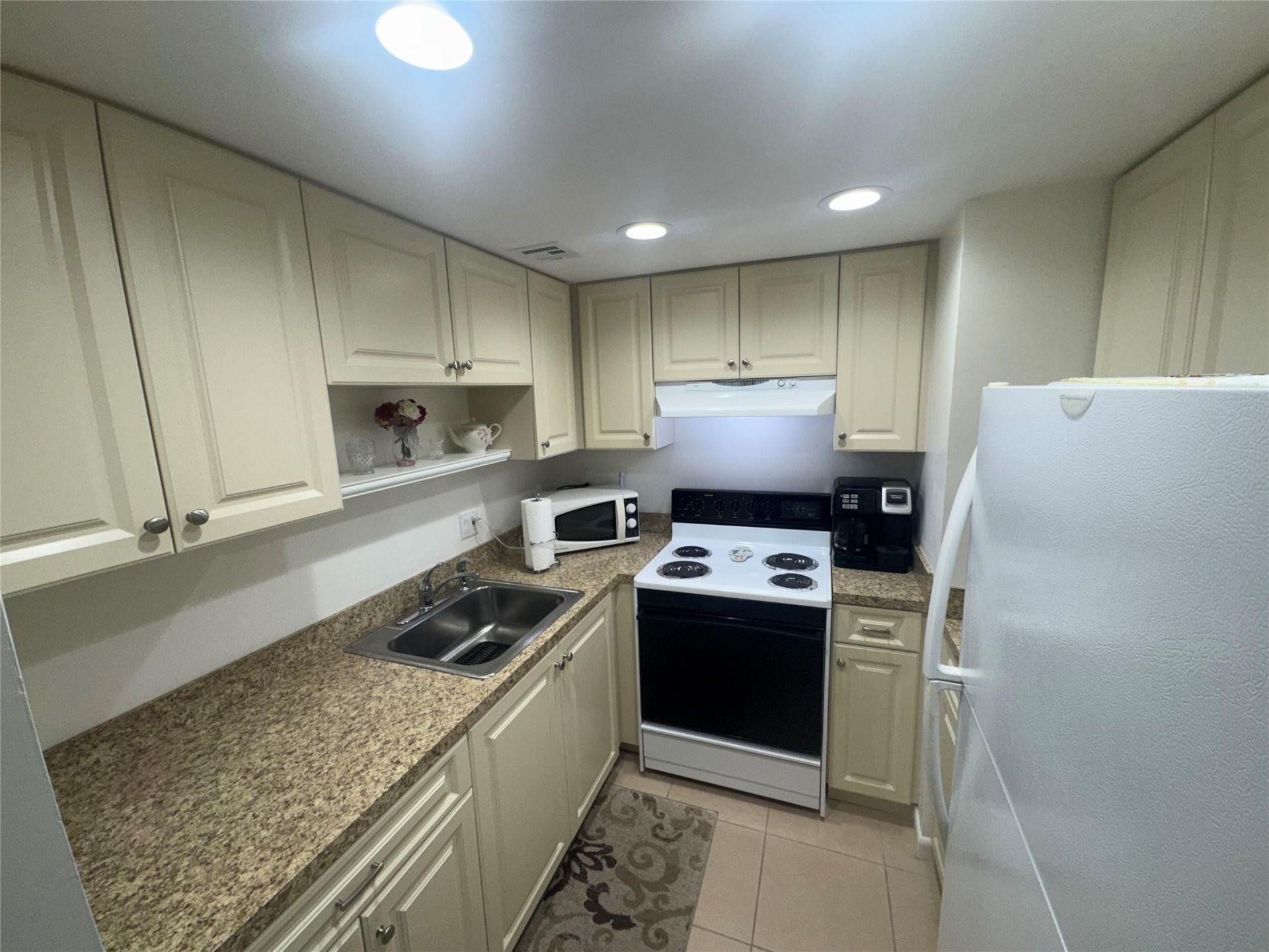 1967 S Ocean Boulevard, Unit 228 D, Pompano Beach, FL 33062 Photo