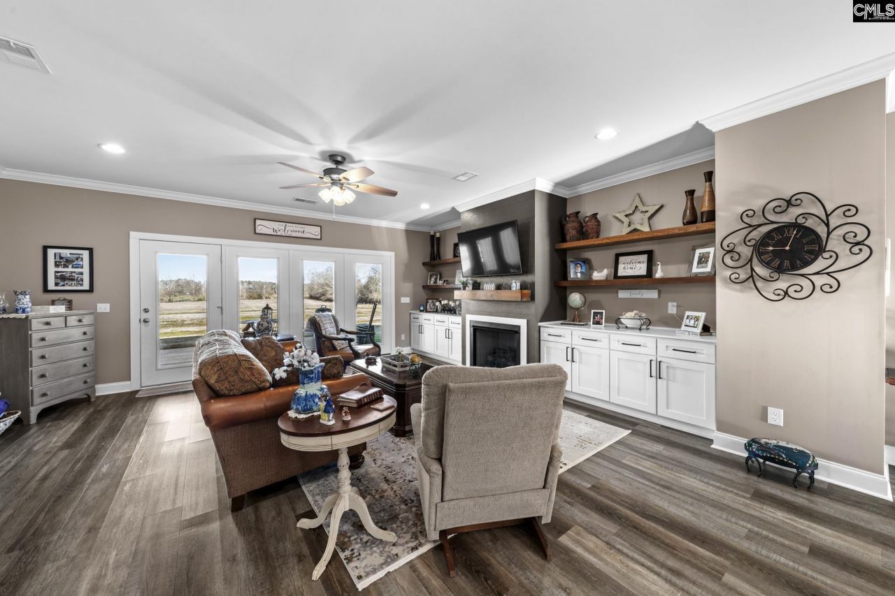 3741 Summerland Highway  Photo 9