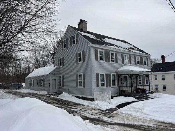 6 Mount Pleasant Street, Newmarket, NH 03857