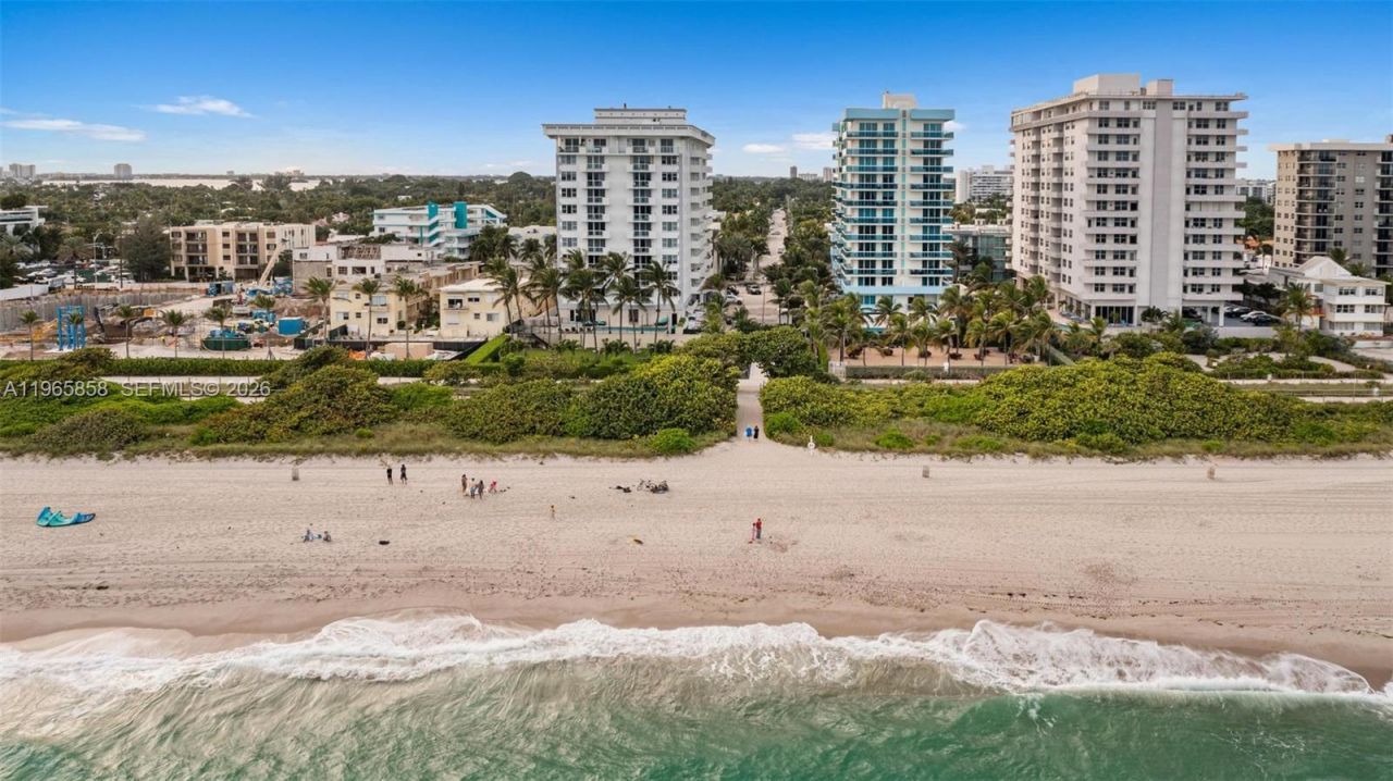 9172 Collins Ave, Unit 210, Surfside, FL 33154 Photo