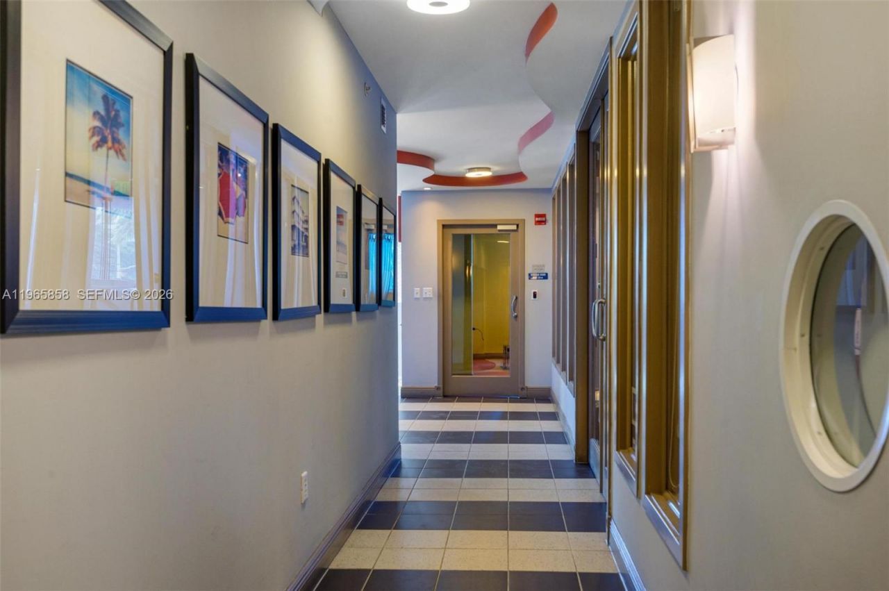 9172 Collins Ave, Unit 210, Surfside, FL 33154 Photo