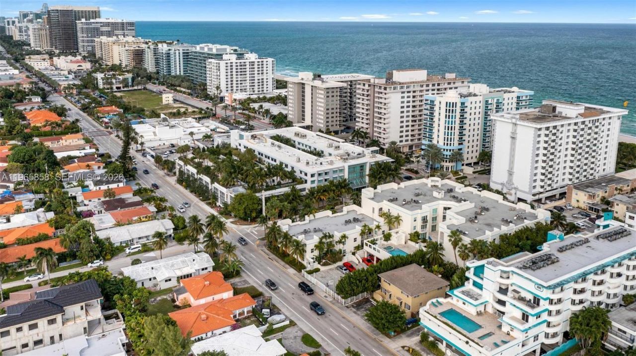 9172 Collins Ave, Unit 210, Surfside, FL 33154 Photo