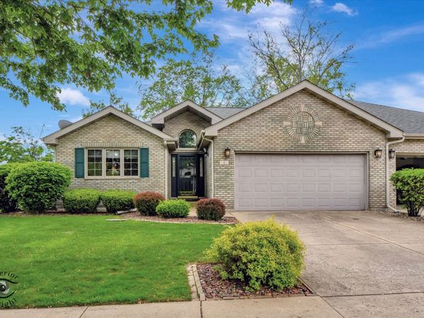 1 Hilgert Court, Grant Park, IL 60940