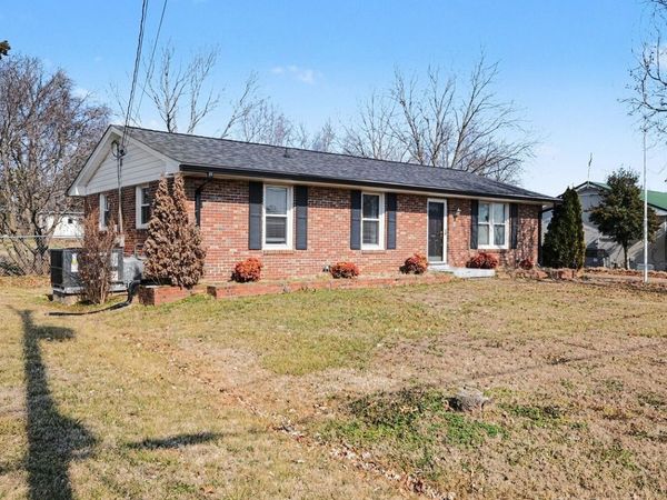 615 Rosa Dr, Lebanon, TN 37087