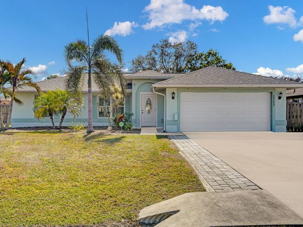 1757 SE Mariana Road, Port Saint Lucie, FL 34952