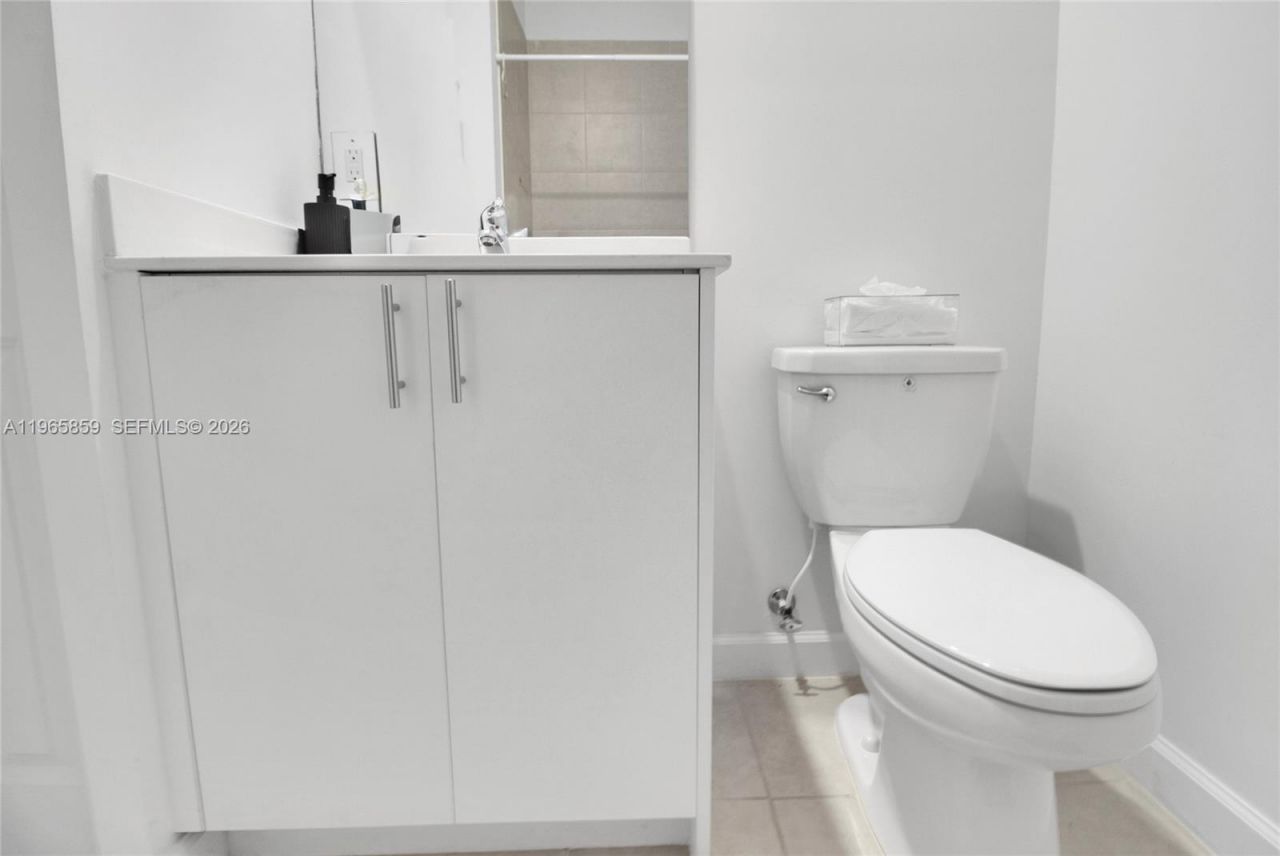 656 NW 203rd Ter , Miami Gardens, FL 33169 Photo