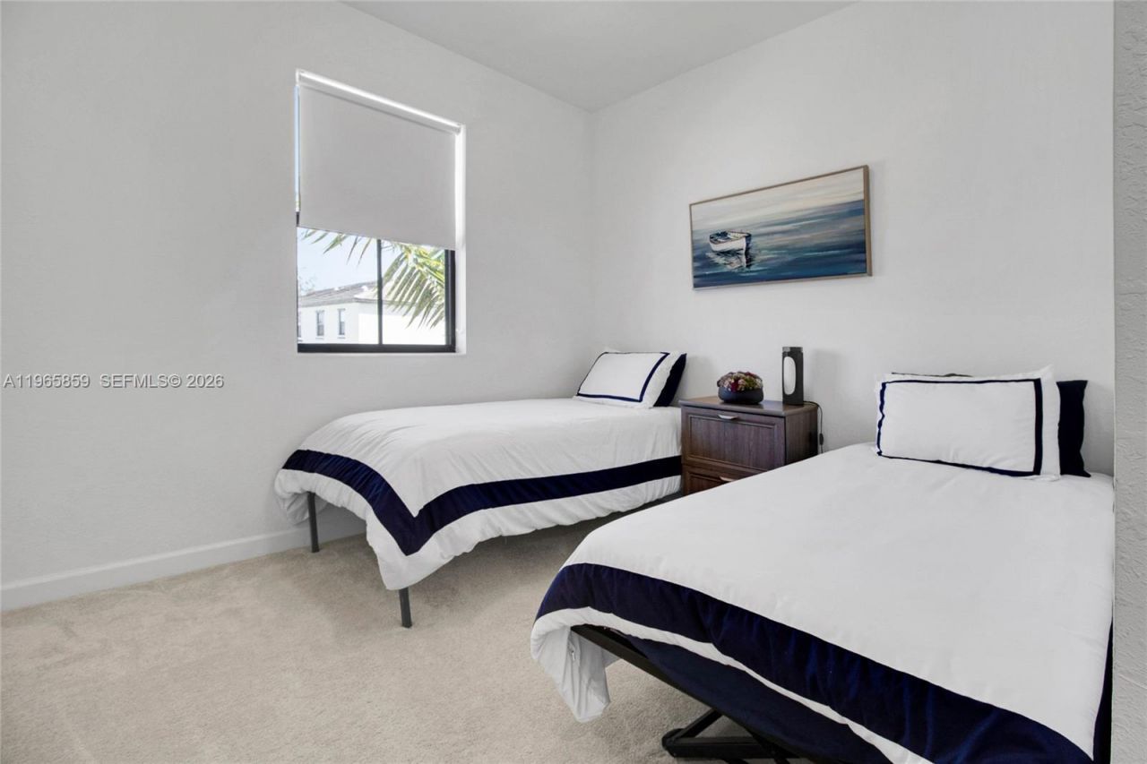 656 NW 203rd Ter , Miami Gardens, FL 33169 Photo