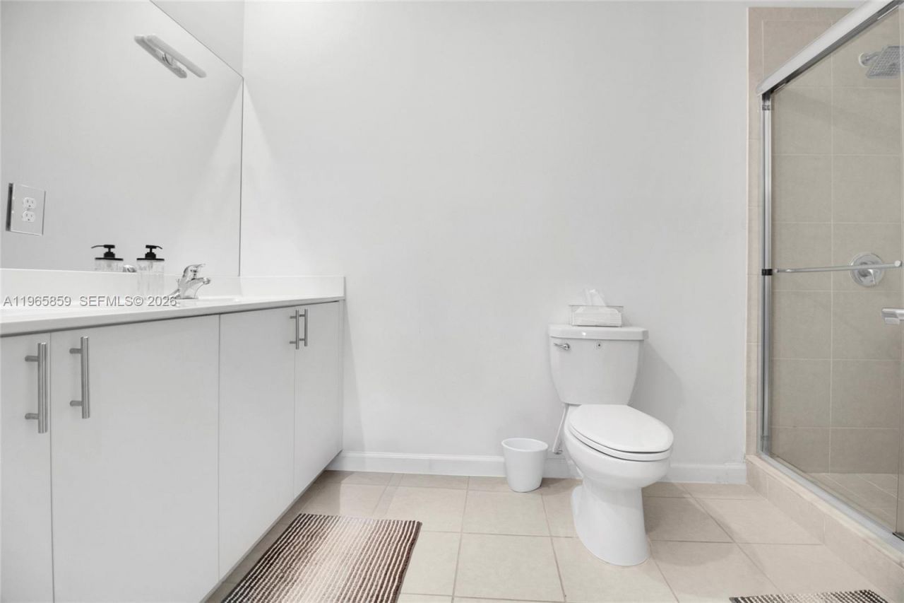 656 NW 203rd Ter , Miami Gardens, FL 33169 Photo