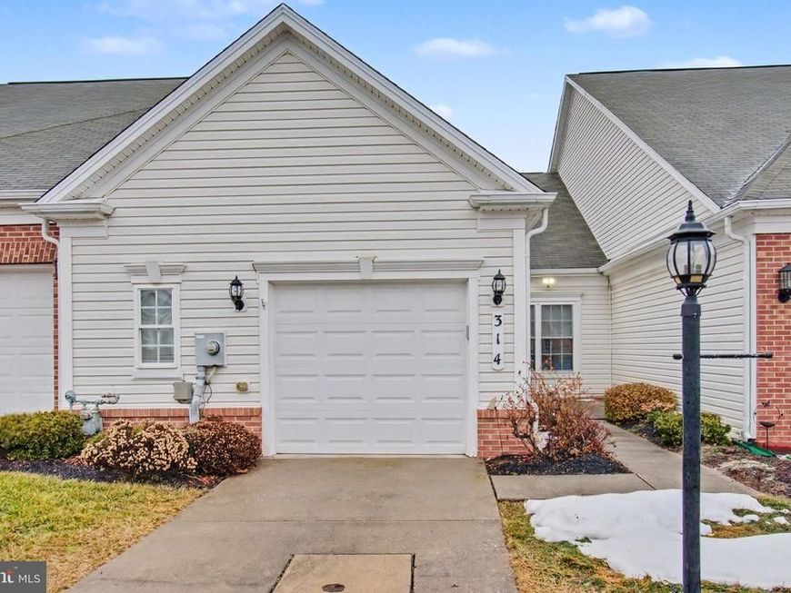 314 Butterfly Drive, Unit 72, Taneytown, MD 21787 Main Photo