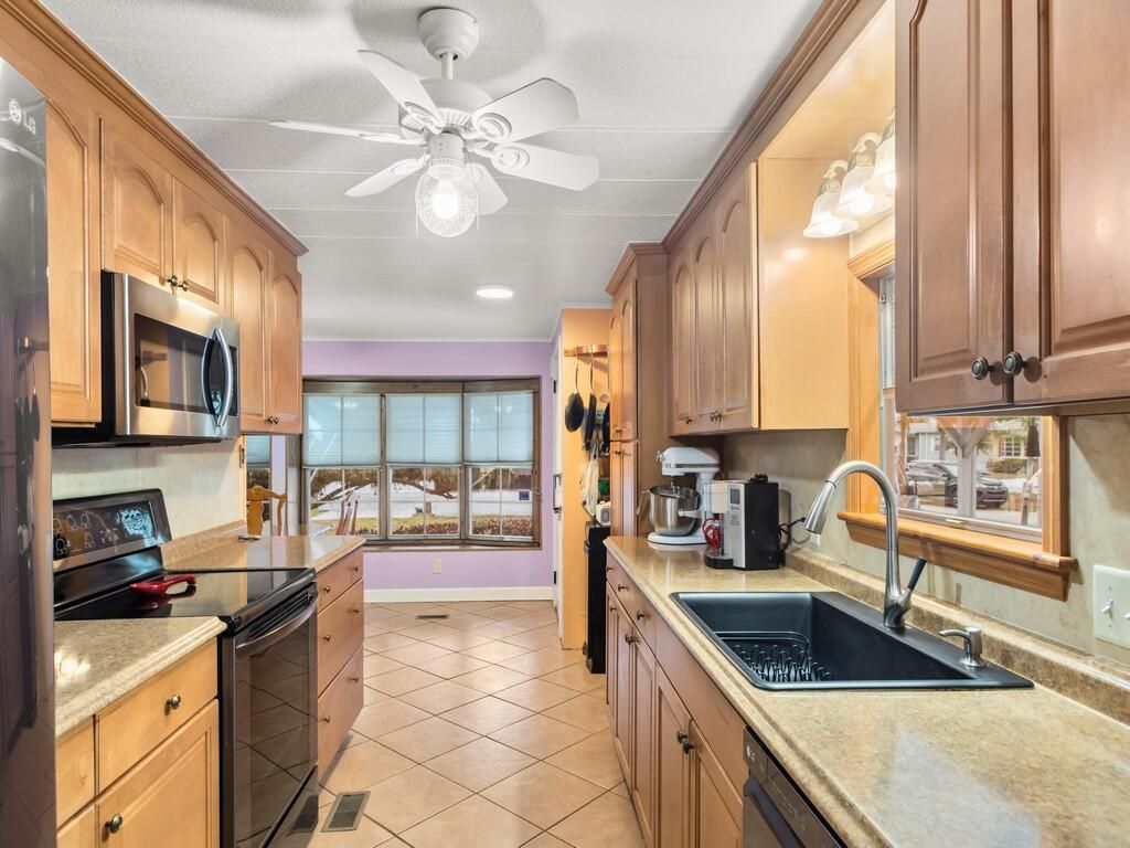 10 Padre, Port Saint Lucie, FL 34952 Photo