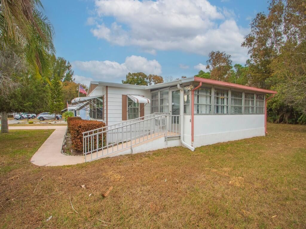 10 Padre, Port Saint Lucie, FL 34952 Photo