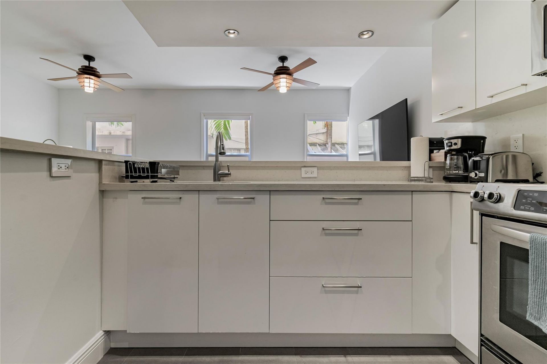 1350 Pennsylvania Ave, Unit 103, Miami Beach, FL 33139 Photo