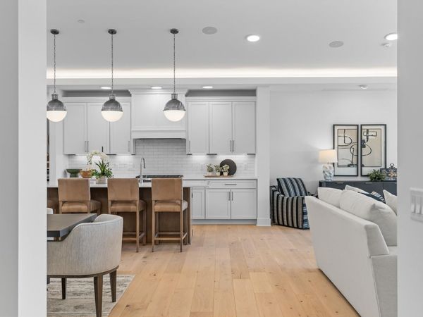 1 Hill Farm Road , Unit 300, North Oaks, MN 55127