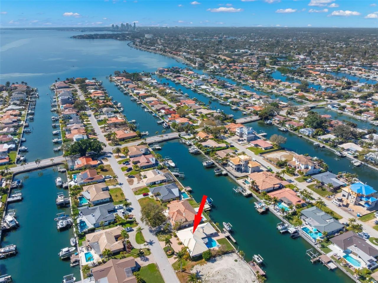 2035 Hawaii Avenue Ne, Saint Petersburg, FL 33703 Photo