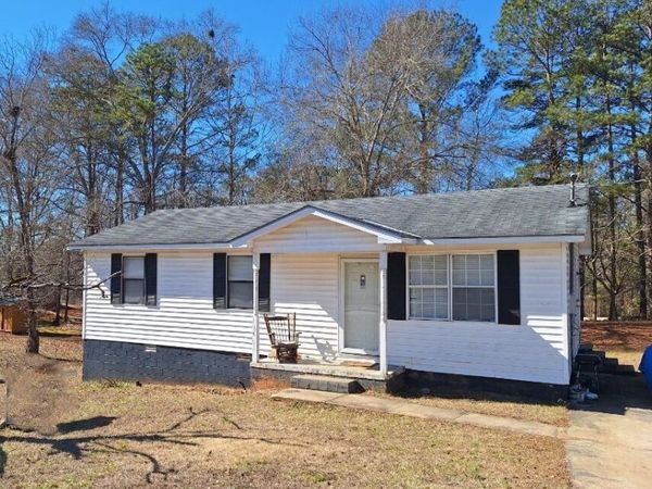 2046 53rd Avenue SW, Lanett, AL 36863