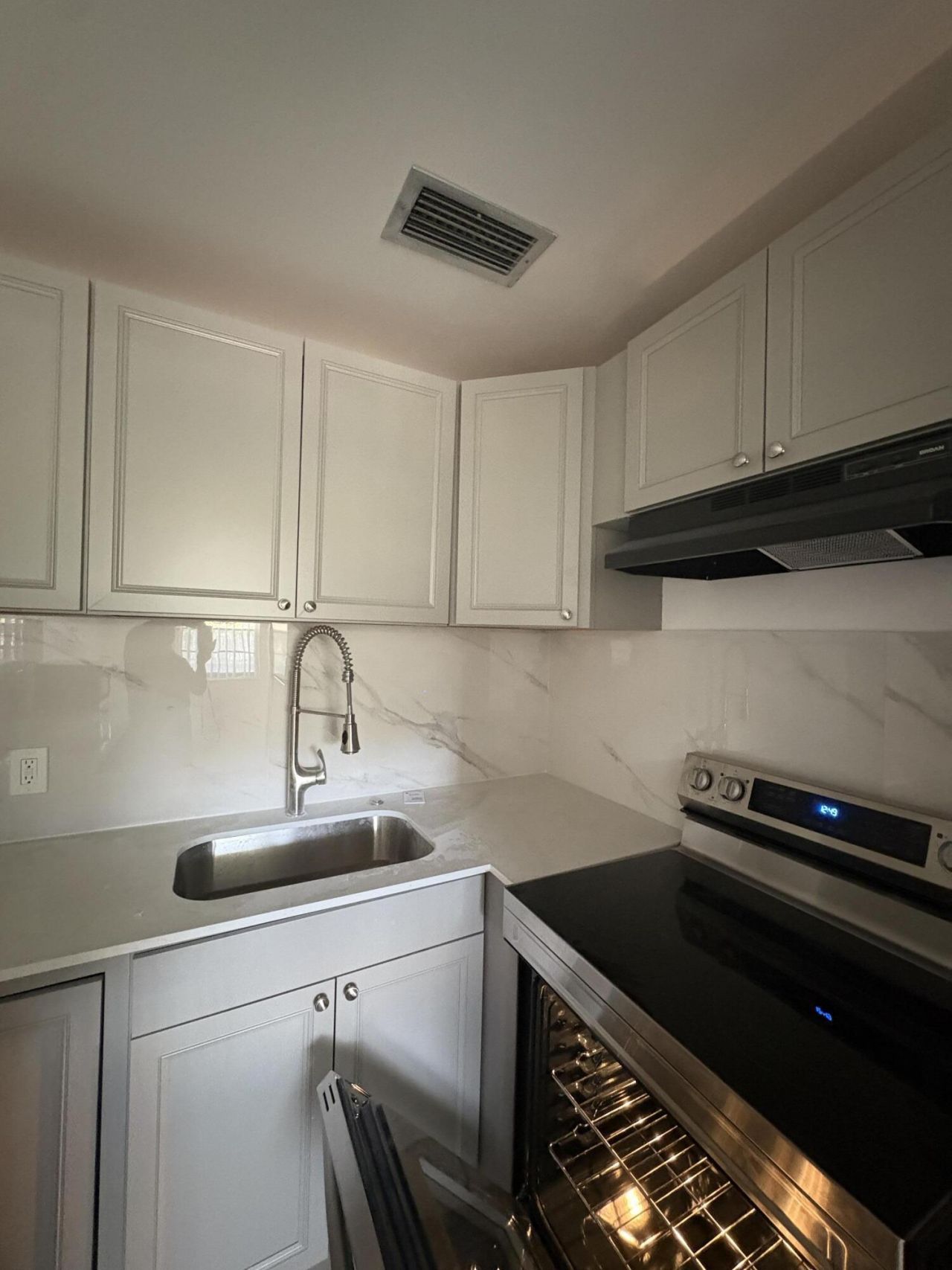 239 Sussex L, West Palm Beach, FL 33417 Photo