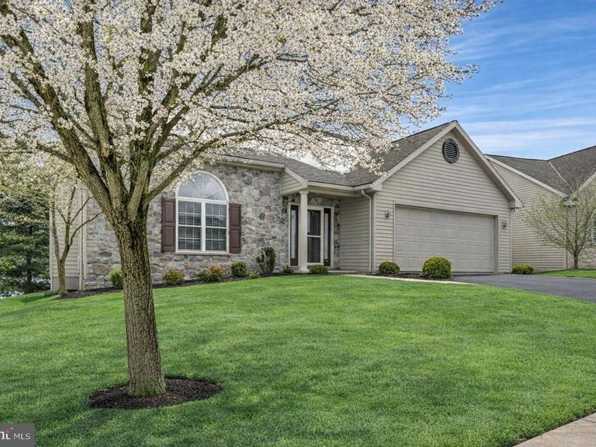 110 S Cacoosing Drive, Reading, PA 19608 Main Photo