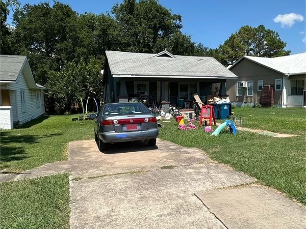 415 W Adams Avenue , McAlester, OK 74501