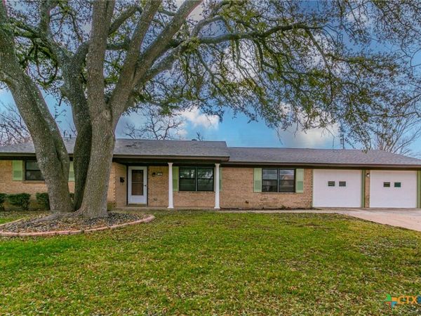 105 E Upshaw Avenue, Temple, TX 76501
