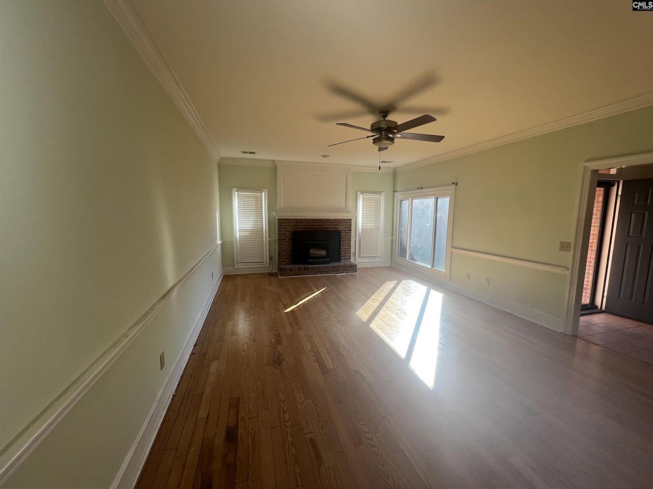 25 Southbury Lane Photo 10