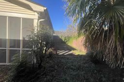 25 Southbury Lane photo 4