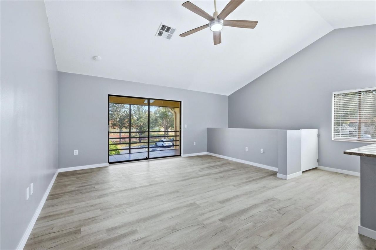 5651 Gardens Drive, Unit 5651, Sarasota, FL 34243 Photo