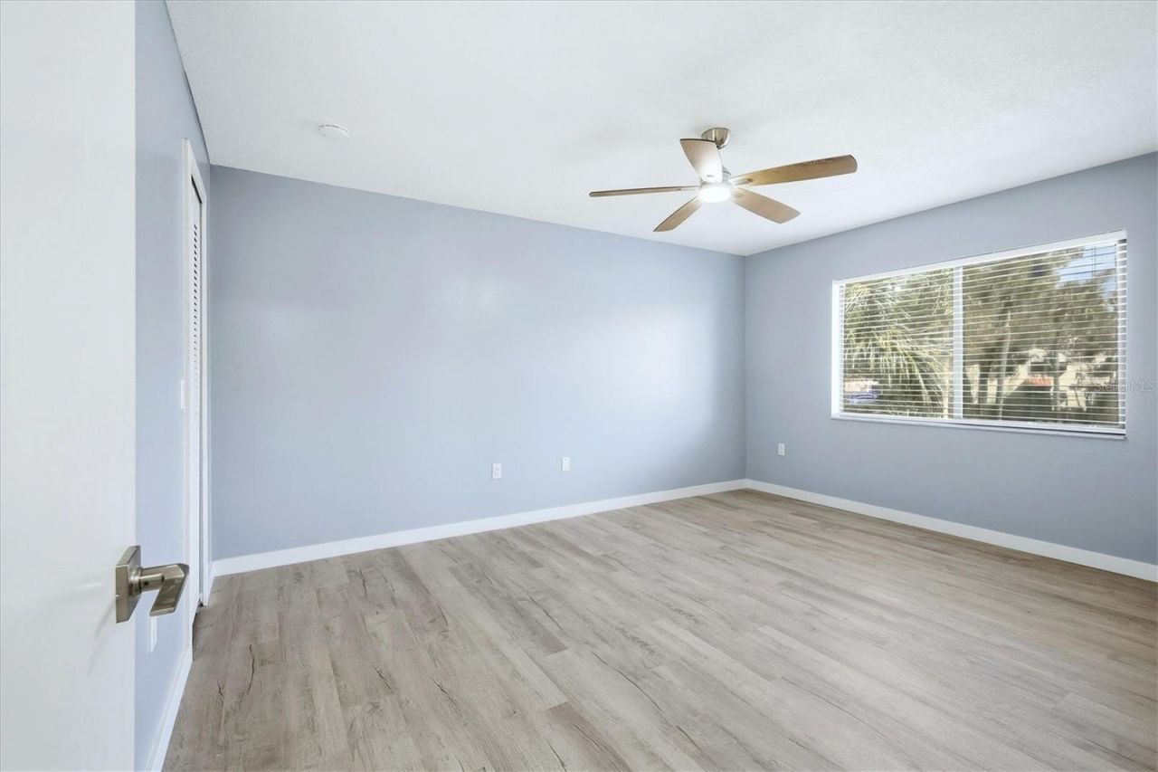 5651 Gardens Drive, Unit 5651, Sarasota, FL 34243 Photo